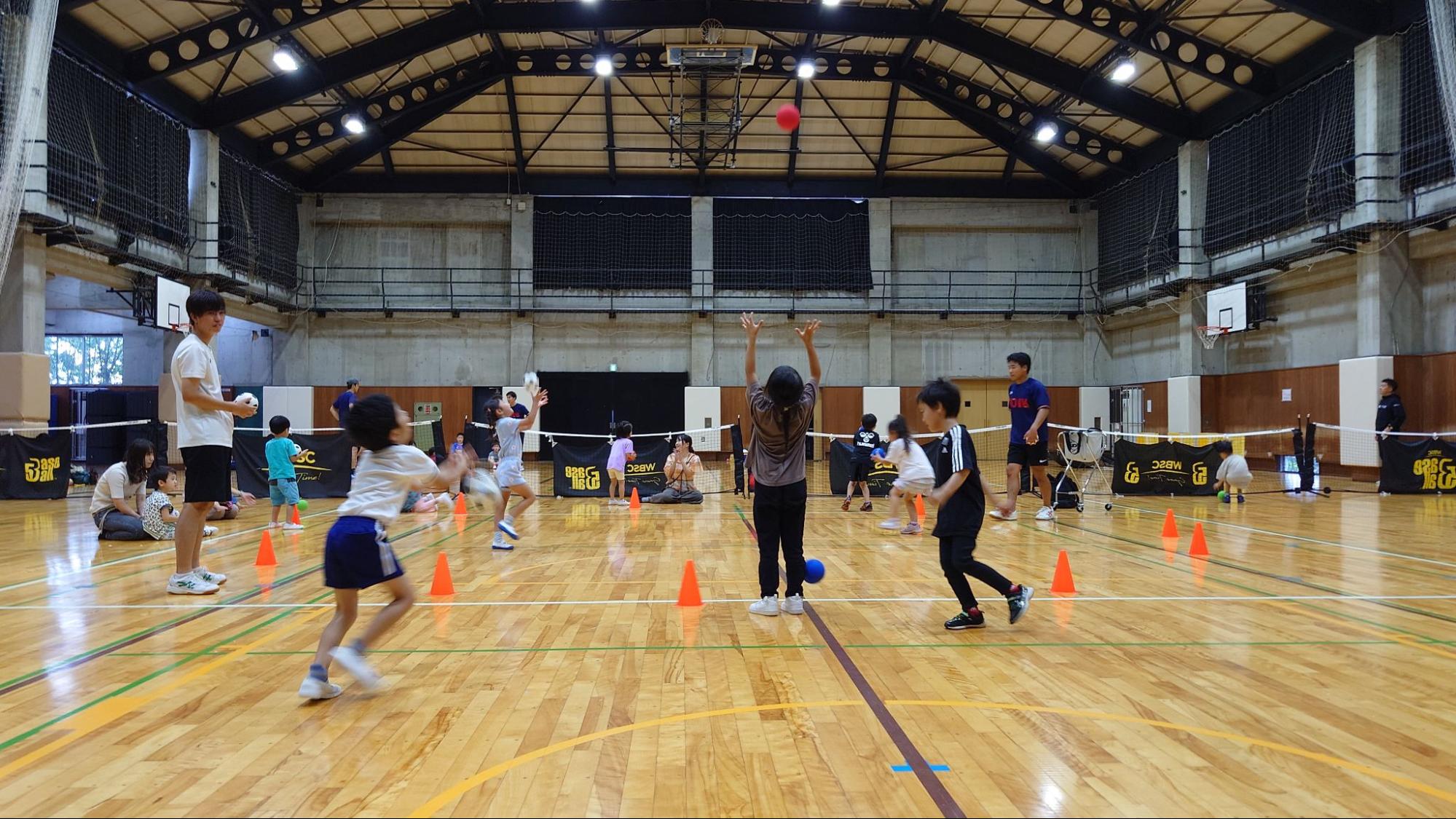 画像 - さがまちカレッジで「ドタバタ運動教室」を開催